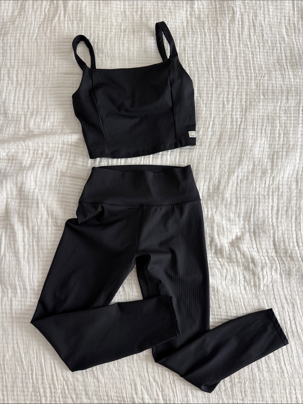 Vuori size small Black Ribbed High-Waist Leggings & Cropped Tank Set